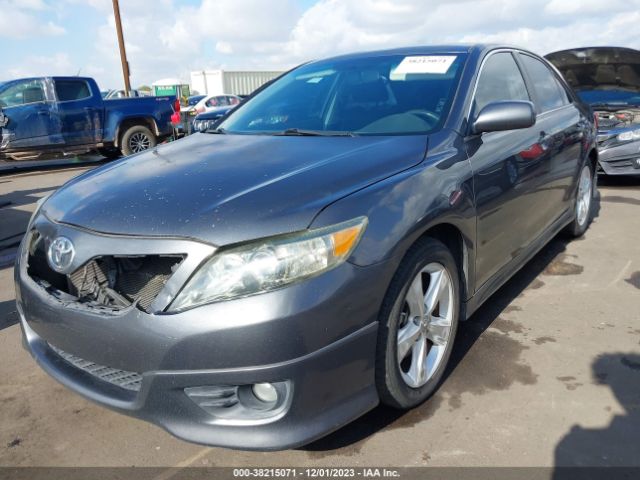 Photo 1 VIN: 4T1BF3EK9BU706975 - TOYOTA CAMRY 