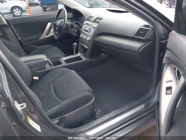 Photo 4 VIN: 4T1BF3EK9BU706975 - TOYOTA CAMRY 