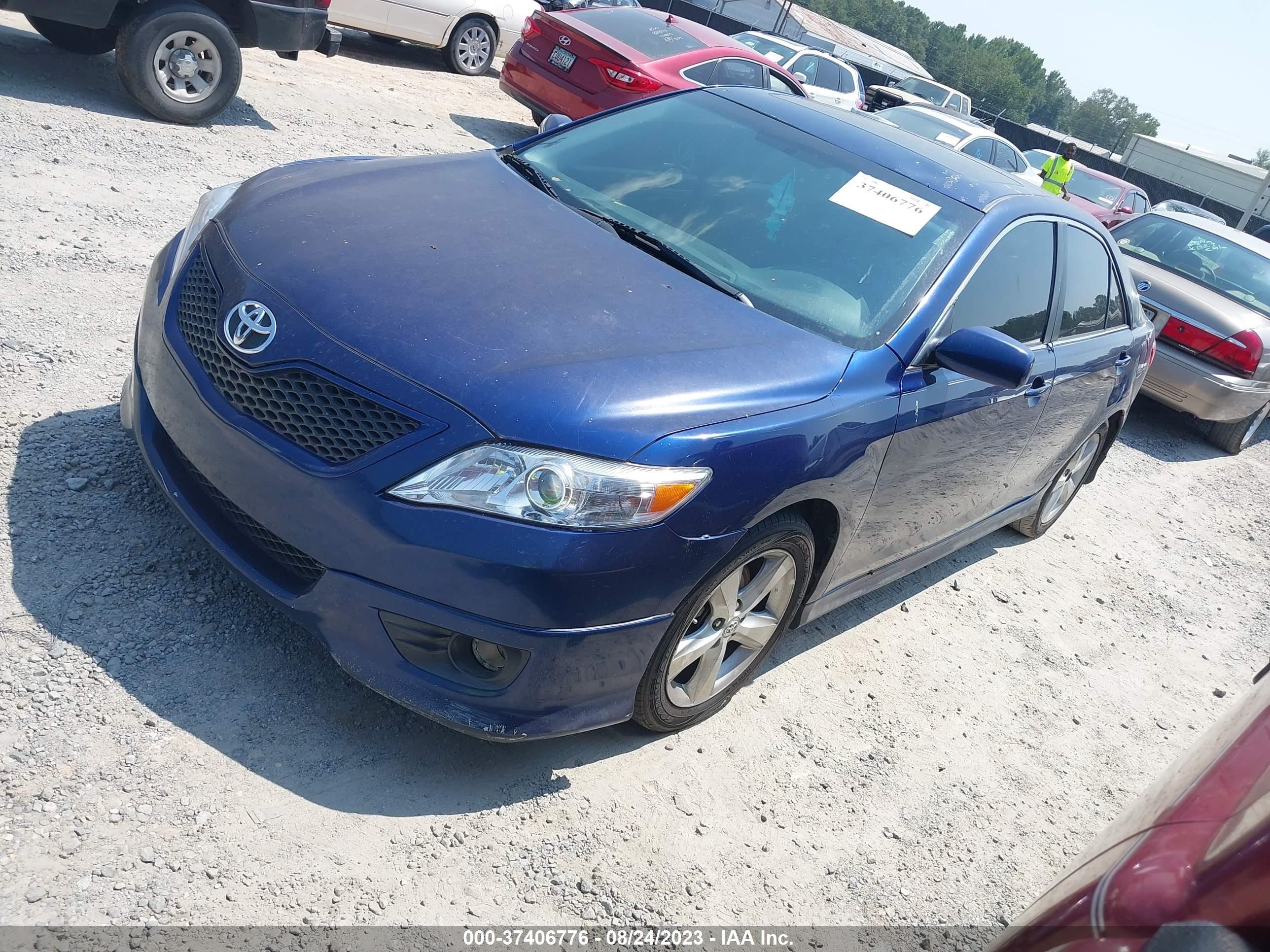 Photo 1 VIN: 4T1BF3EK9BU725770 - TOYOTA CAMRY 