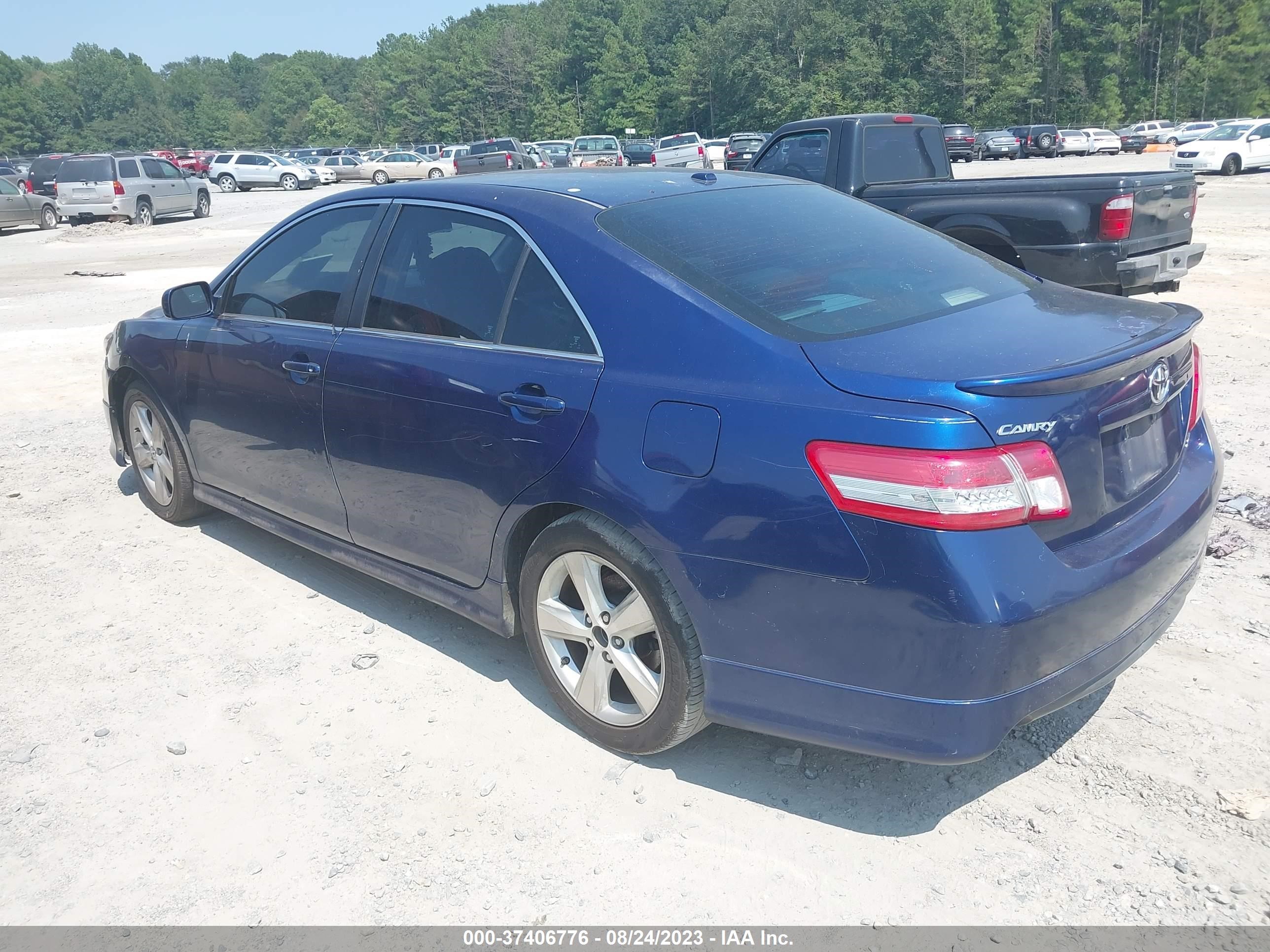 Photo 2 VIN: 4T1BF3EK9BU725770 - TOYOTA CAMRY 