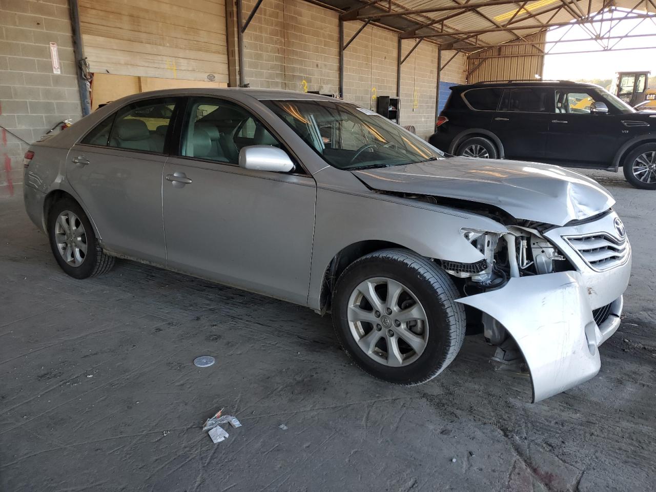 Photo 3 VIN: 4T1BF3EK9BU737885 - TOYOTA CAMRY 