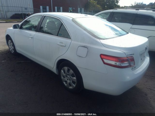 Photo 2 VIN: 4T1BF3EK9BU741242 - TOYOTA CAMRY 