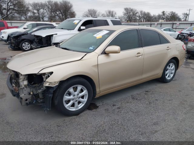 Photo 1 VIN: 4T1BF3EK9BU747963 - TOYOTA CAMRY 