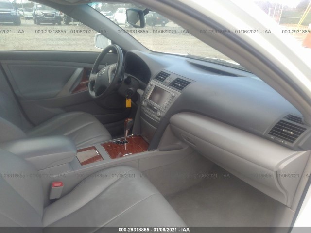 Photo 4 VIN: 4T1BF3EK9BU773804 - TOYOTA CAMRY 