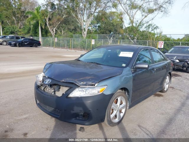 Photo 1 VIN: 4T1BF3EKXAU102415 - TOYOTA CAMRY 