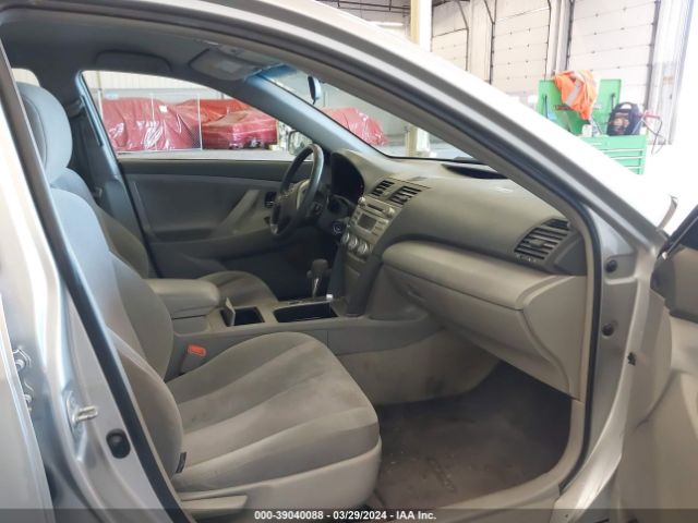 Photo 4 VIN: 4T1BF3EKXAU107632 - TOYOTA CAMRY 