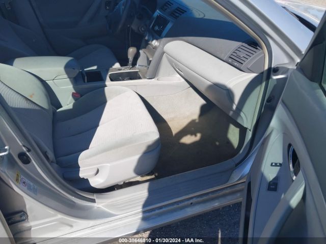 Photo 4 VIN: 4T1BF3EKXAU547110 - TOYOTA CAMRY 