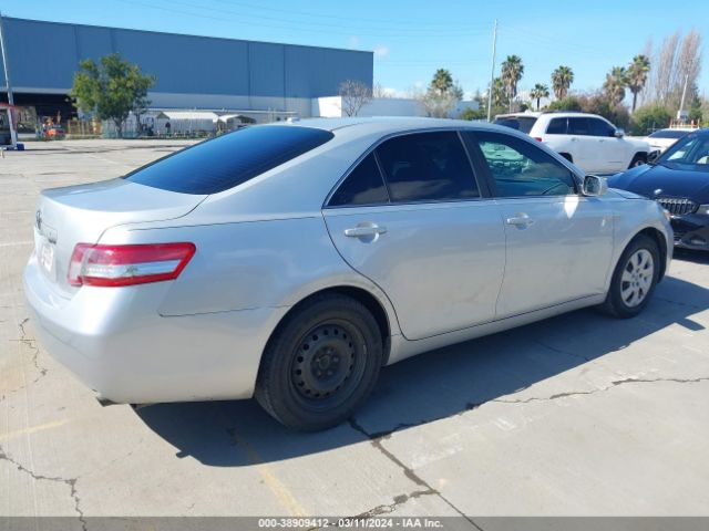 Photo 3 VIN: 4T1BF3EKXAU566594 - TOYOTA CAMRY 