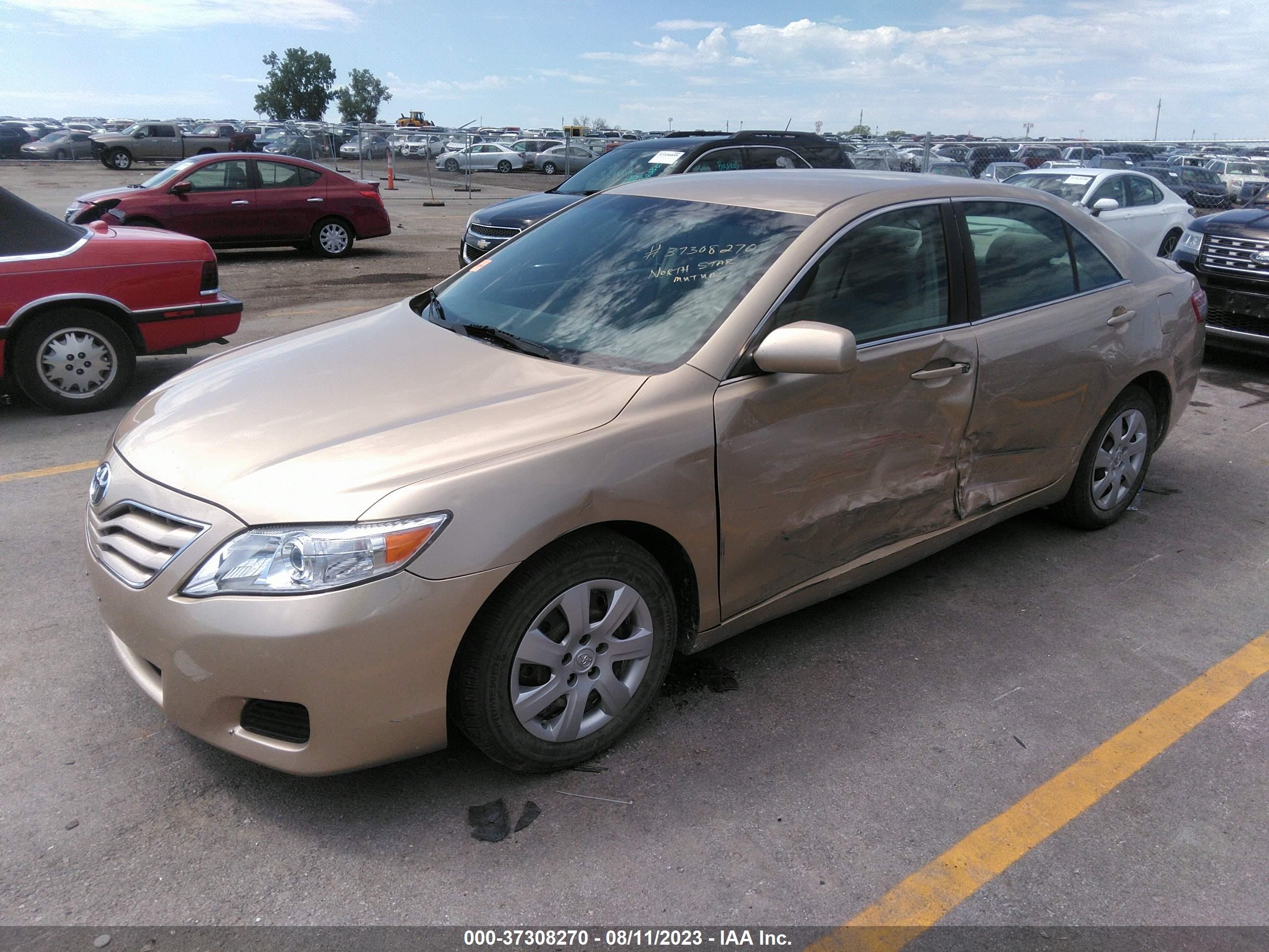 Photo 1 VIN: 4T1BF3EKXAU567423 - TOYOTA CAMRY 