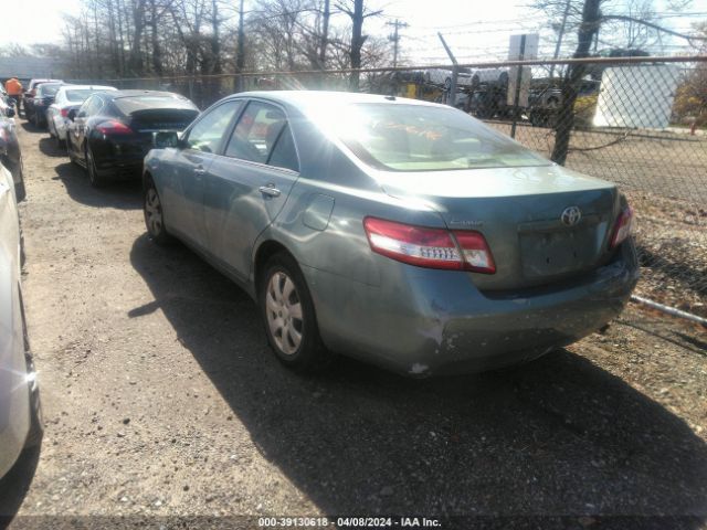 Photo 2 VIN: 4T1BF3EKXAU569639 - TOYOTA CAMRY 