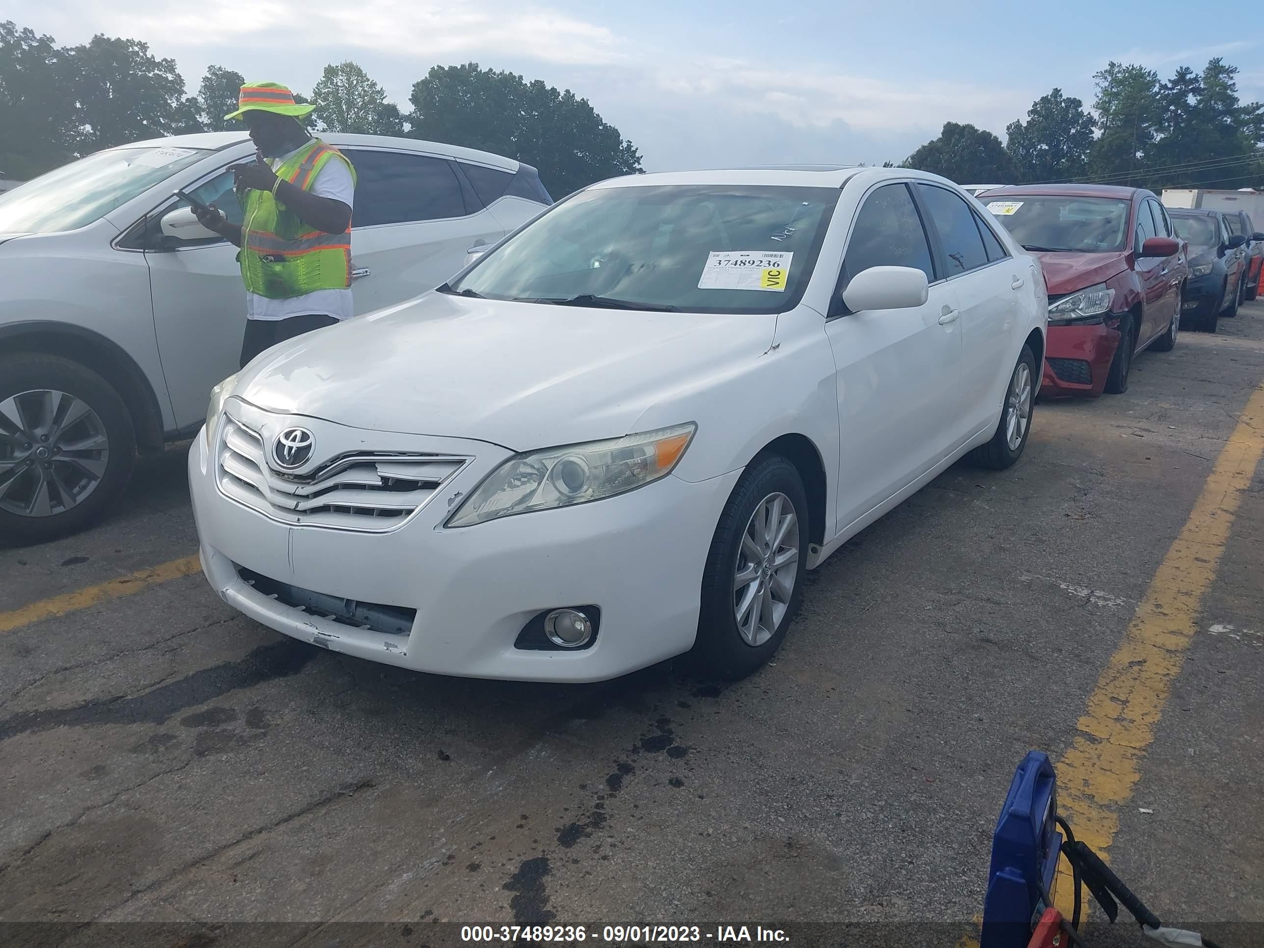 Photo 1 VIN: 4T1BF3EKXAU574159 - TOYOTA CAMRY 