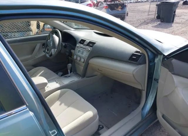 Photo 4 VIN: 4T1BF3EKXAU574338 - TOYOTA CAMRY 