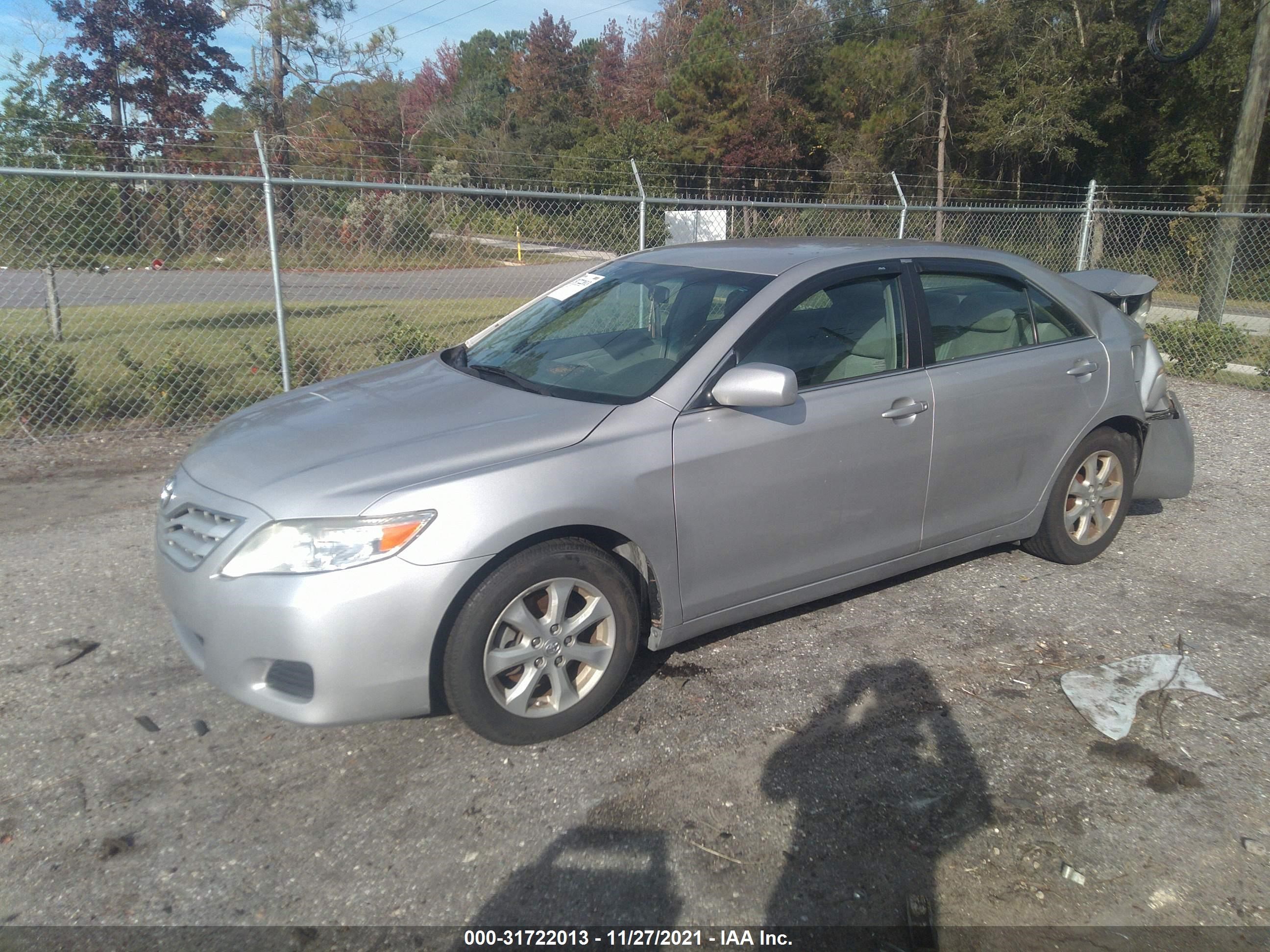 Photo 1 VIN: 4T1BF3EKXBU173003 - TOYOTA CAMRY 