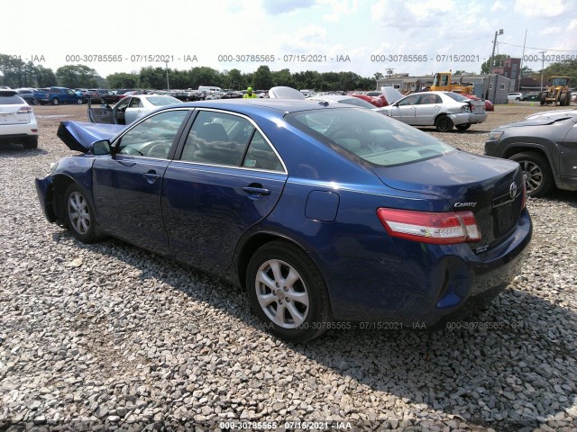 Photo 2 VIN: 4T1BF3EKXBU592680 - TOYOTA CAMRY 