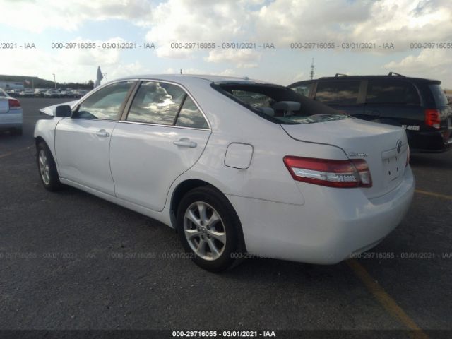 Photo 2 VIN: 4T1BF3EKXBU606402 - TOYOTA CAMRY 