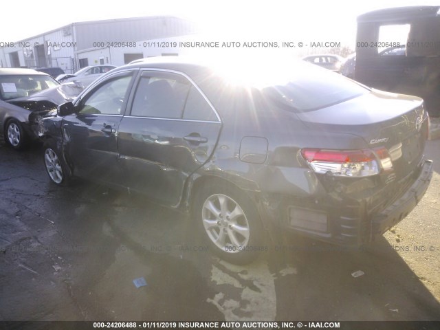 Photo 2 VIN: 4T1BF3EKXBU636452 - TOYOTA CAMRY 