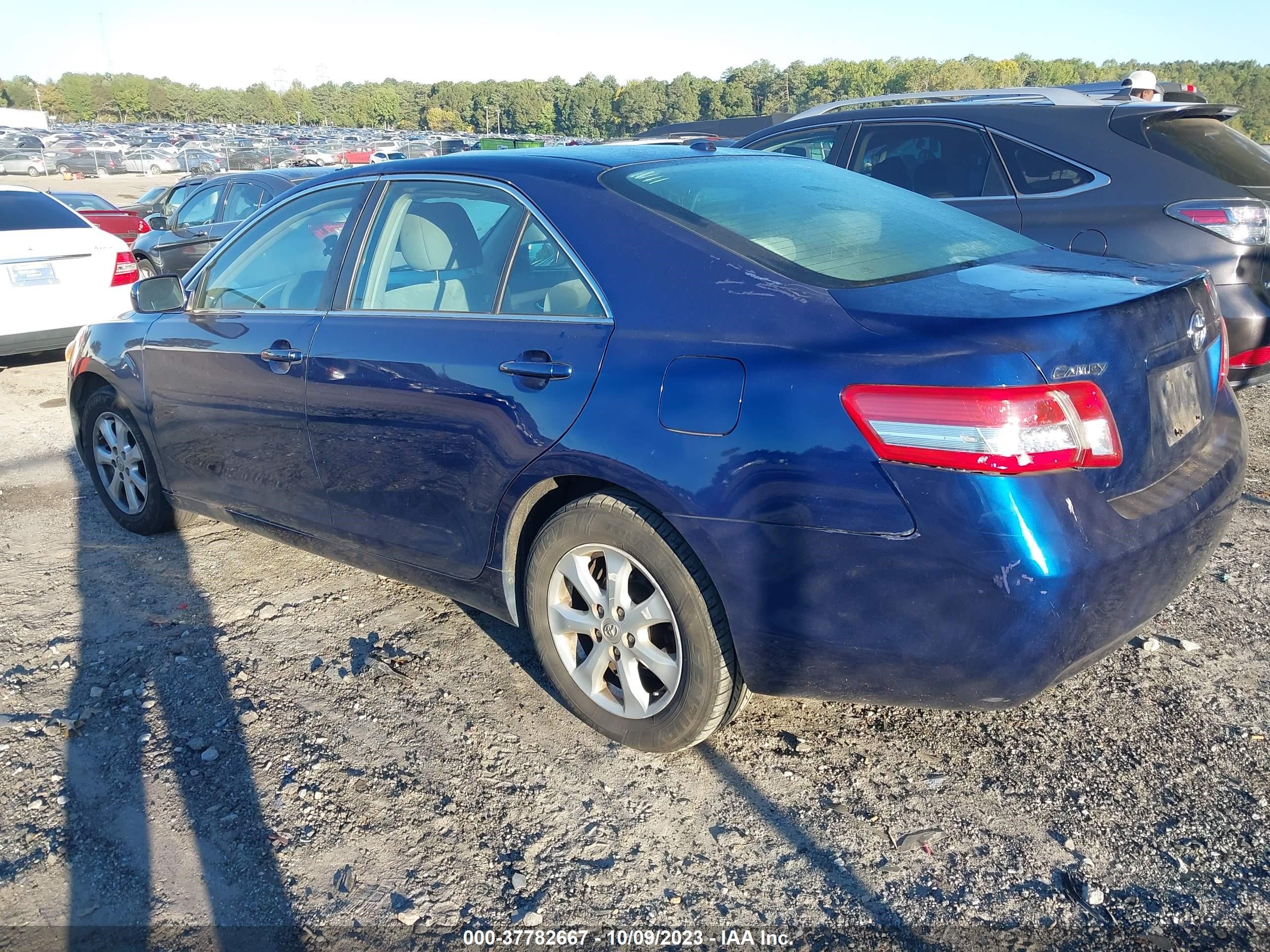 Photo 2 VIN: 4T1BF3EKXBU660444 - TOYOTA CAMRY 