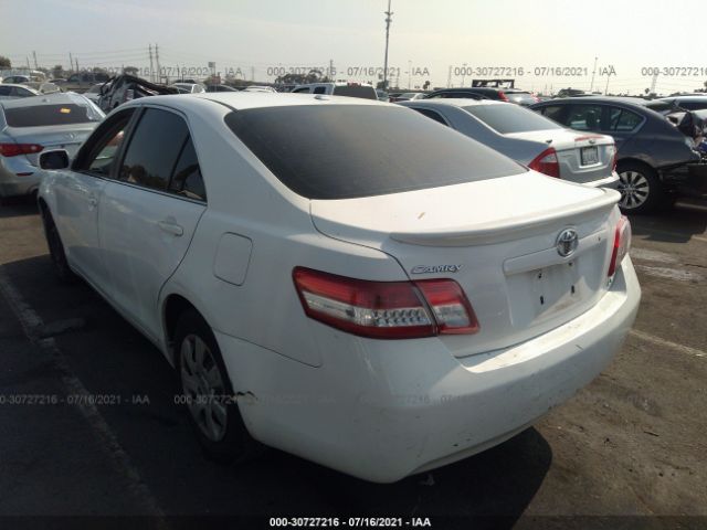 Photo 2 VIN: 4T1BF3EKXBU682721 - TOYOTA CAMRY 