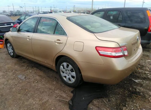 Photo 2 VIN: 4T1BF3EKXBU696148 - TOYOTA CAMRY 