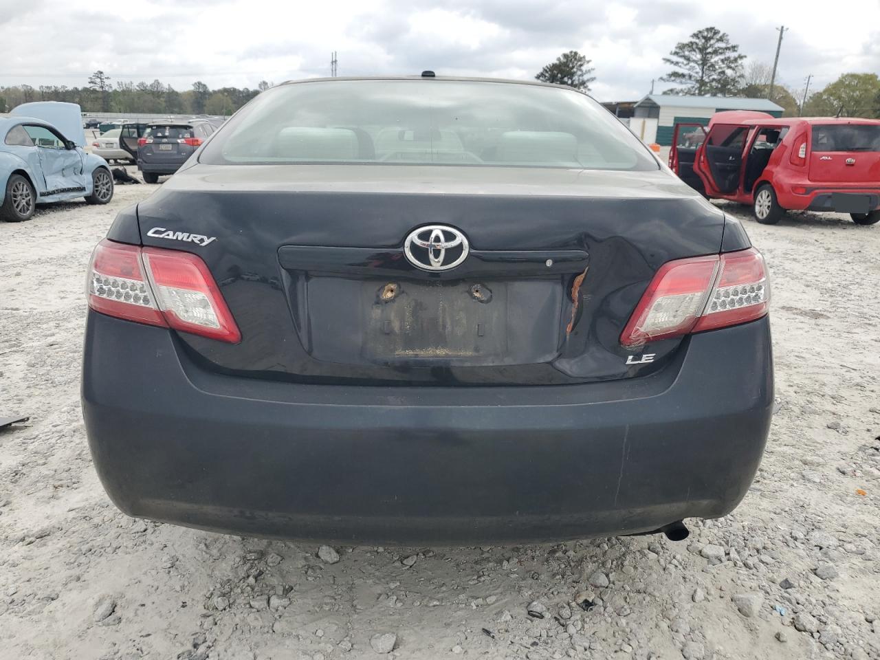 Photo 5 VIN: 4T1BF3EKXBU700747 - TOYOTA CAMRY 