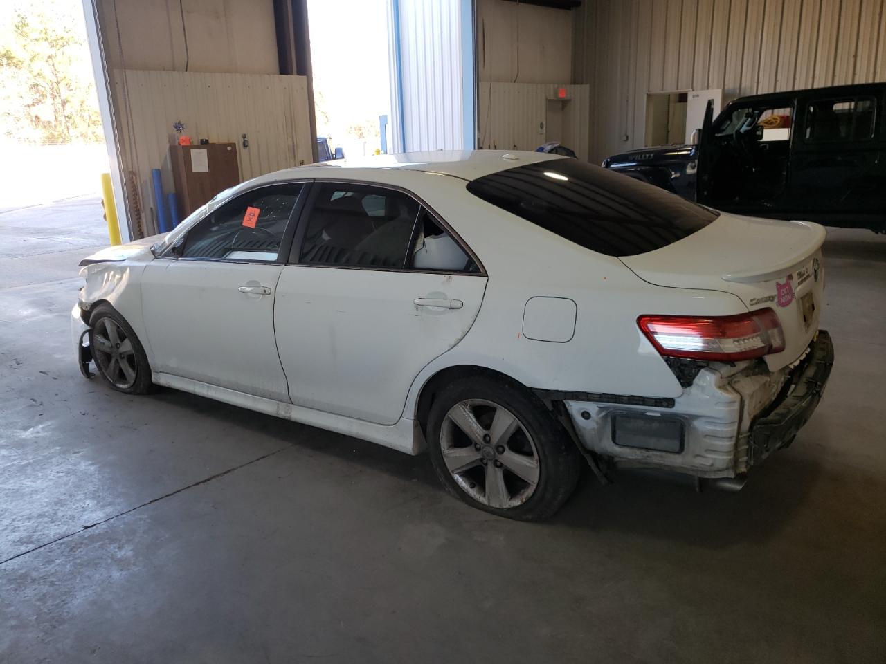 Photo 1 VIN: 4T1BF3EKXBU749852 - TOYOTA CAMRY 