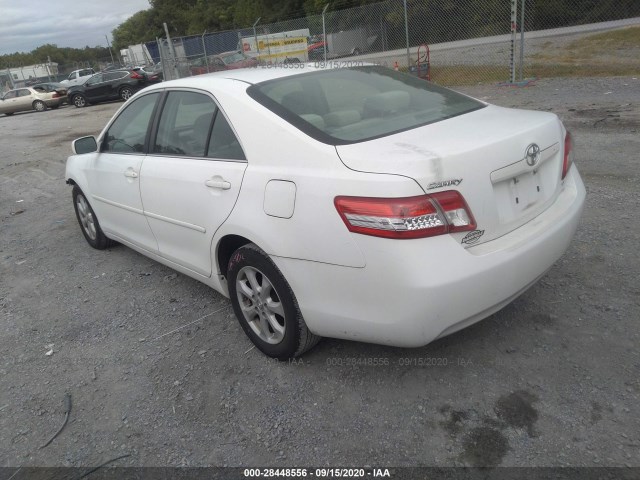 Photo 2 VIN: 4T1BF3EKXBU756767 - TOYOTA CAMRY 