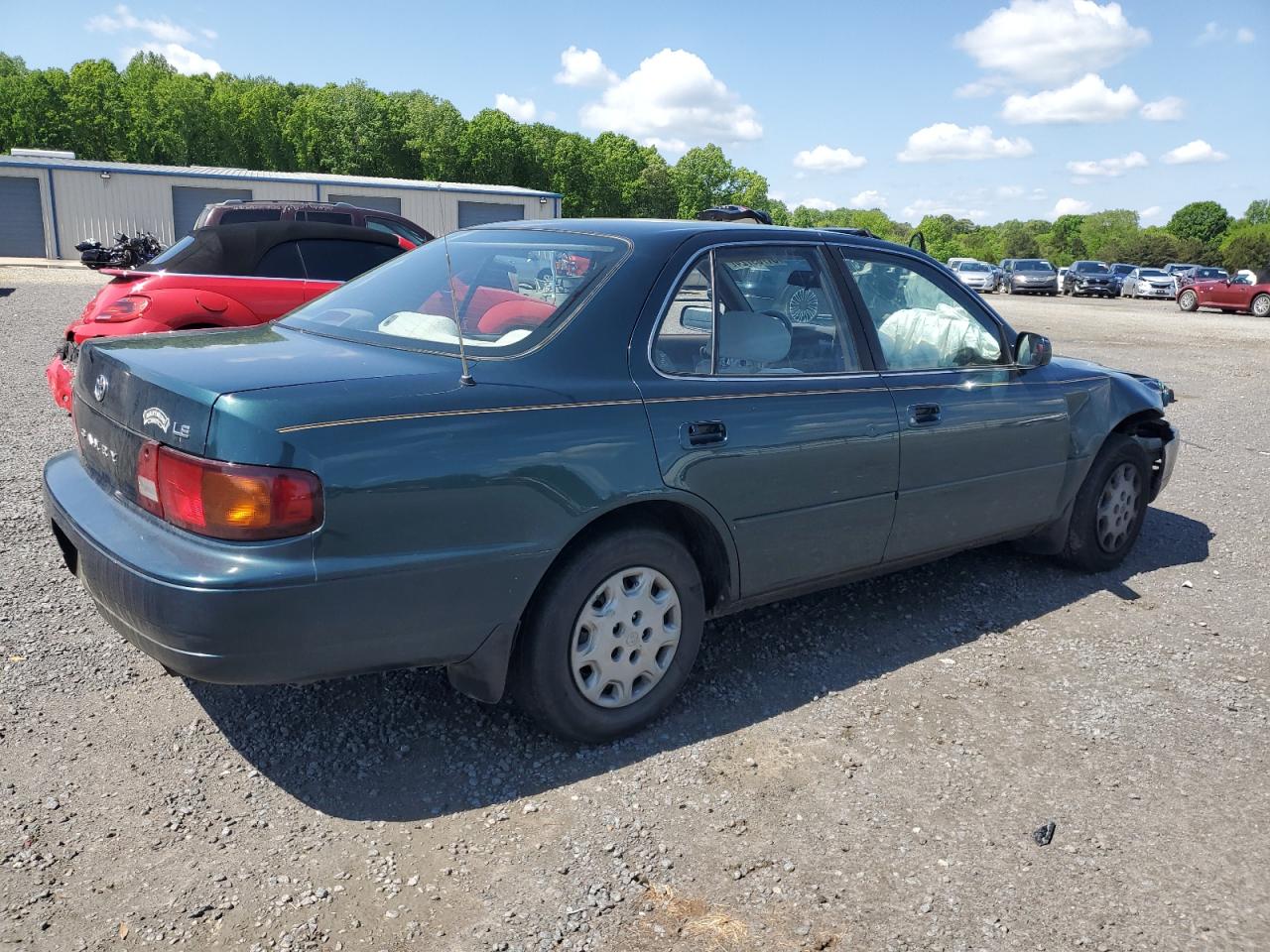 Photo 2 VIN: 4T1BG12K0TU656829 - TOYOTA CAMRY 