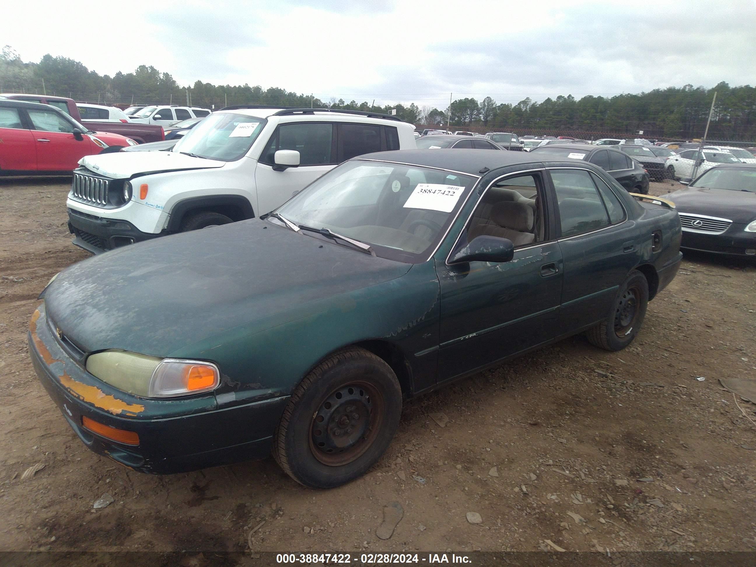 Photo 1 VIN: 4T1BG12K1TU764781 - TOYOTA CAMRY 