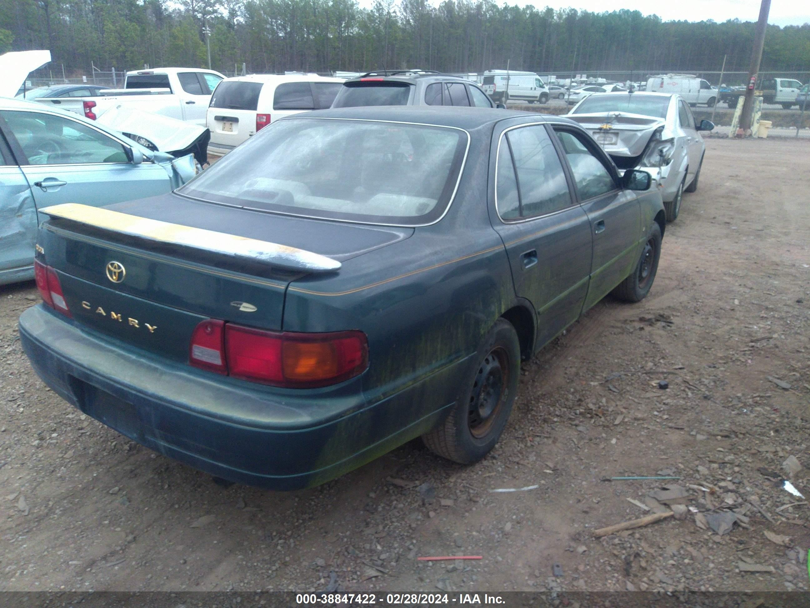 Photo 14 VIN: 4T1BG12K1TU764781 - TOYOTA CAMRY 