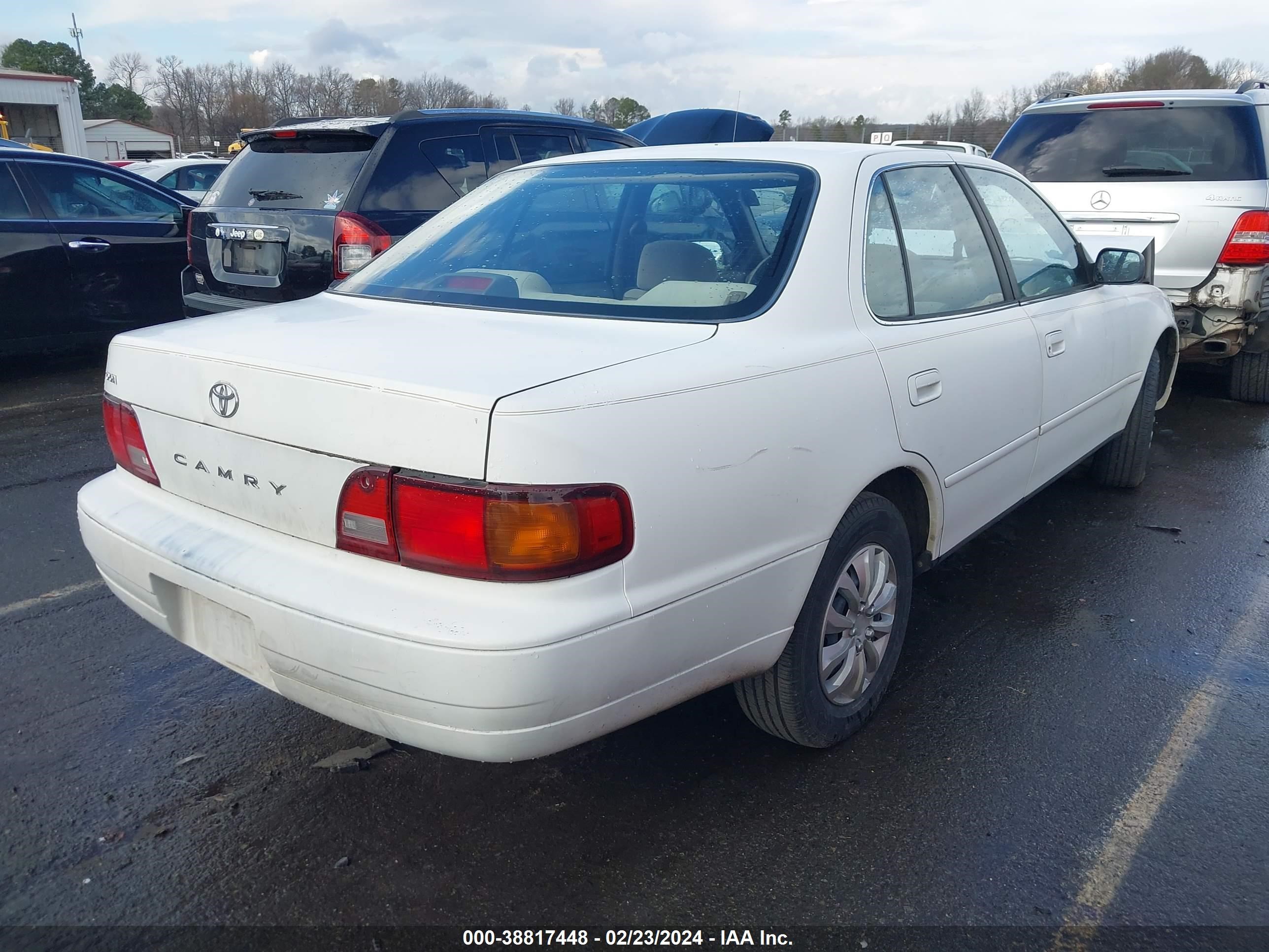 Photo 3 VIN: 4T1BG12K7TU790902 - TOYOTA CAMRY 