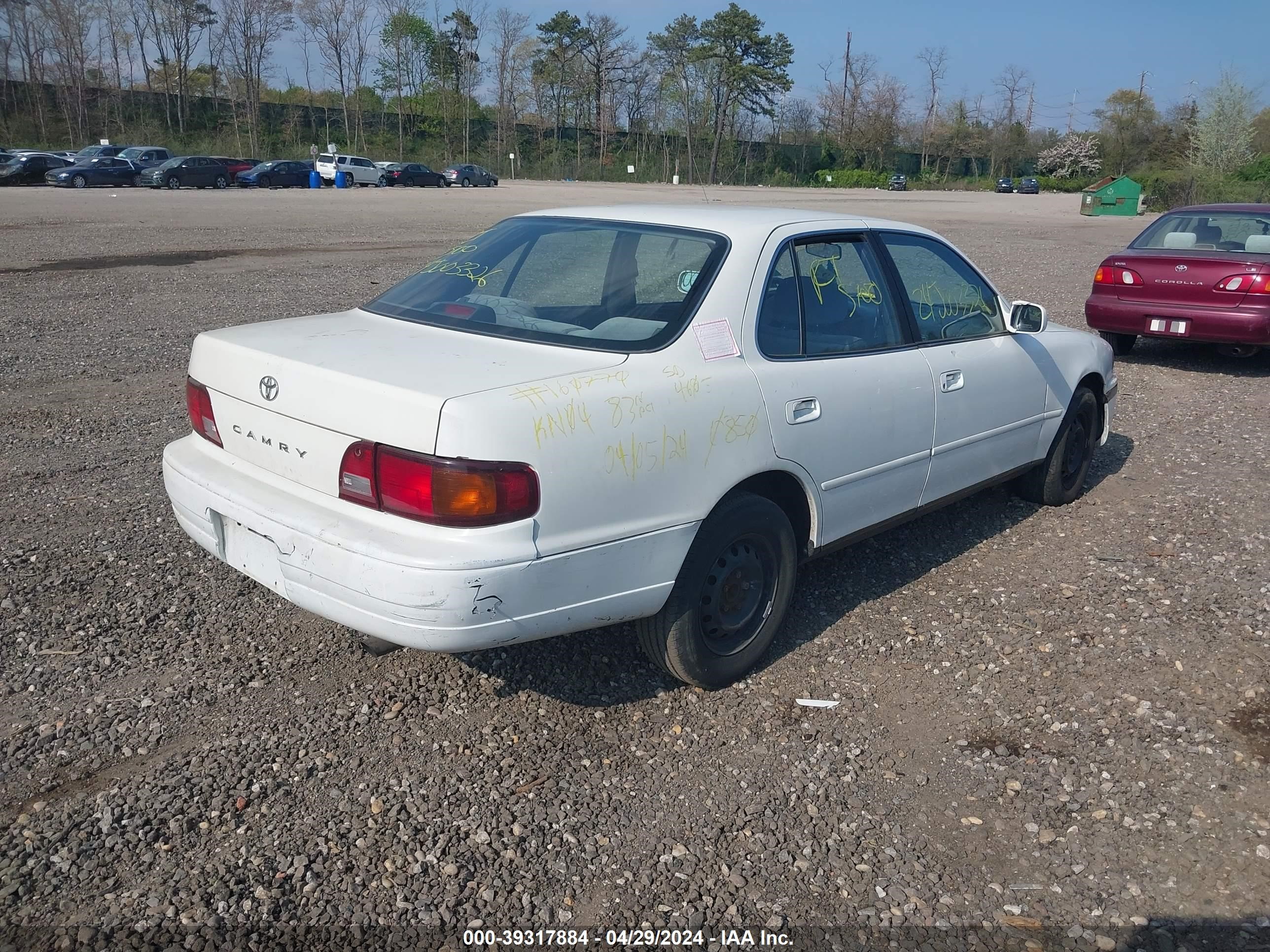 Photo 3 VIN: 4T1BG12K8TU752093 - TOYOTA CAMRY 