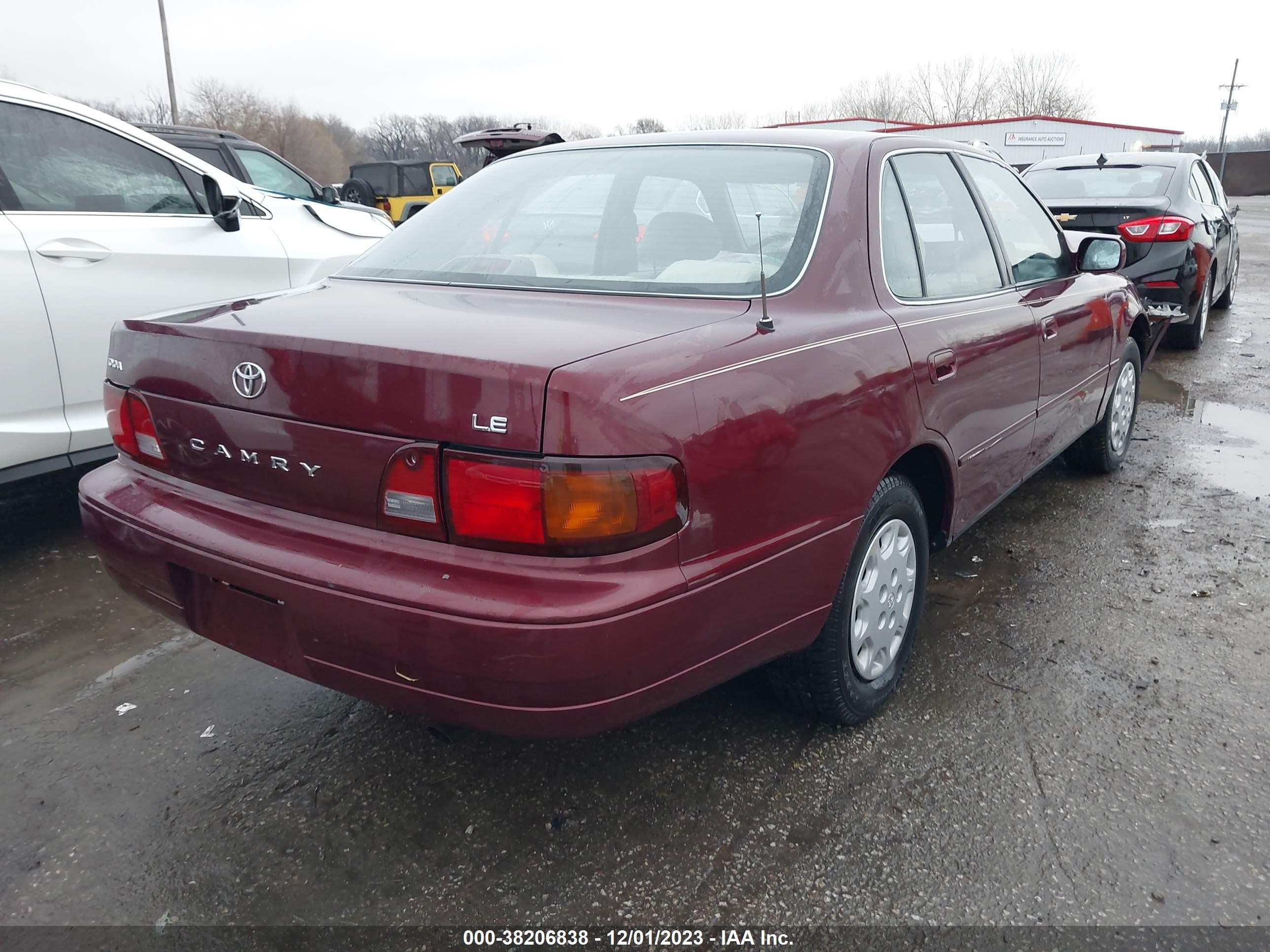 Photo 3 VIN: 4T1BG12K9TU691837 - TOYOTA CAMRY 