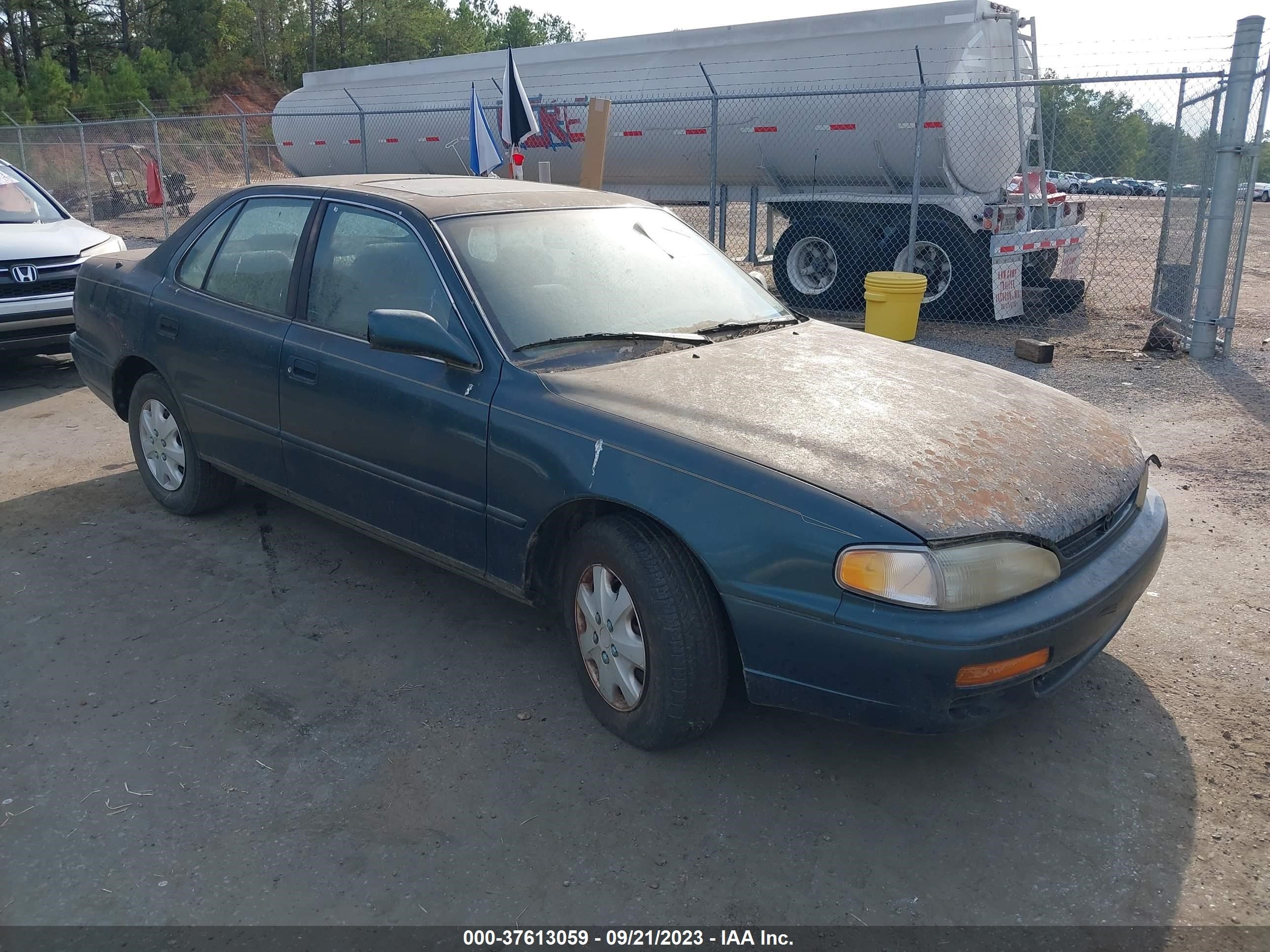 Photo 0 VIN: 4T1BG12KXTU917836 - TOYOTA CAMRY 