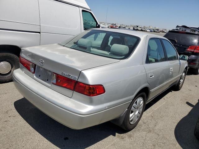 Photo 2 VIN: 4T1BG22K01U085510 - TOYOTA CAMRY 