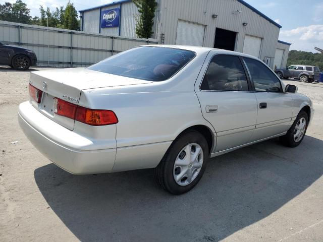 Photo 2 VIN: 4T1BG22K01U798570 - TOYOTA CAMRY CE 