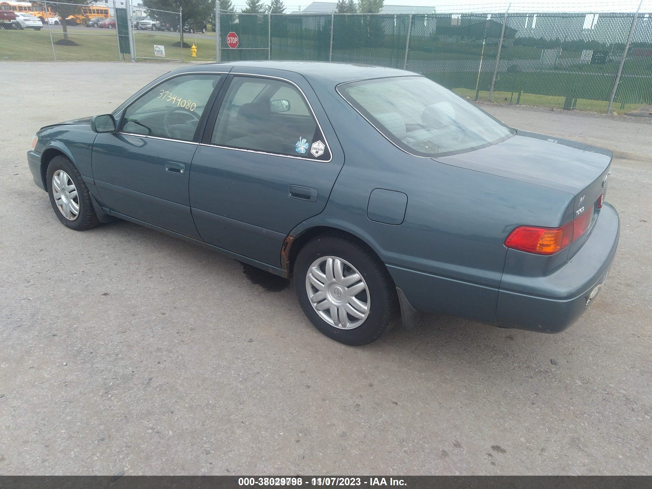 Photo 2 VIN: 4T1BG22K01U800298 - TOYOTA CAMRY 