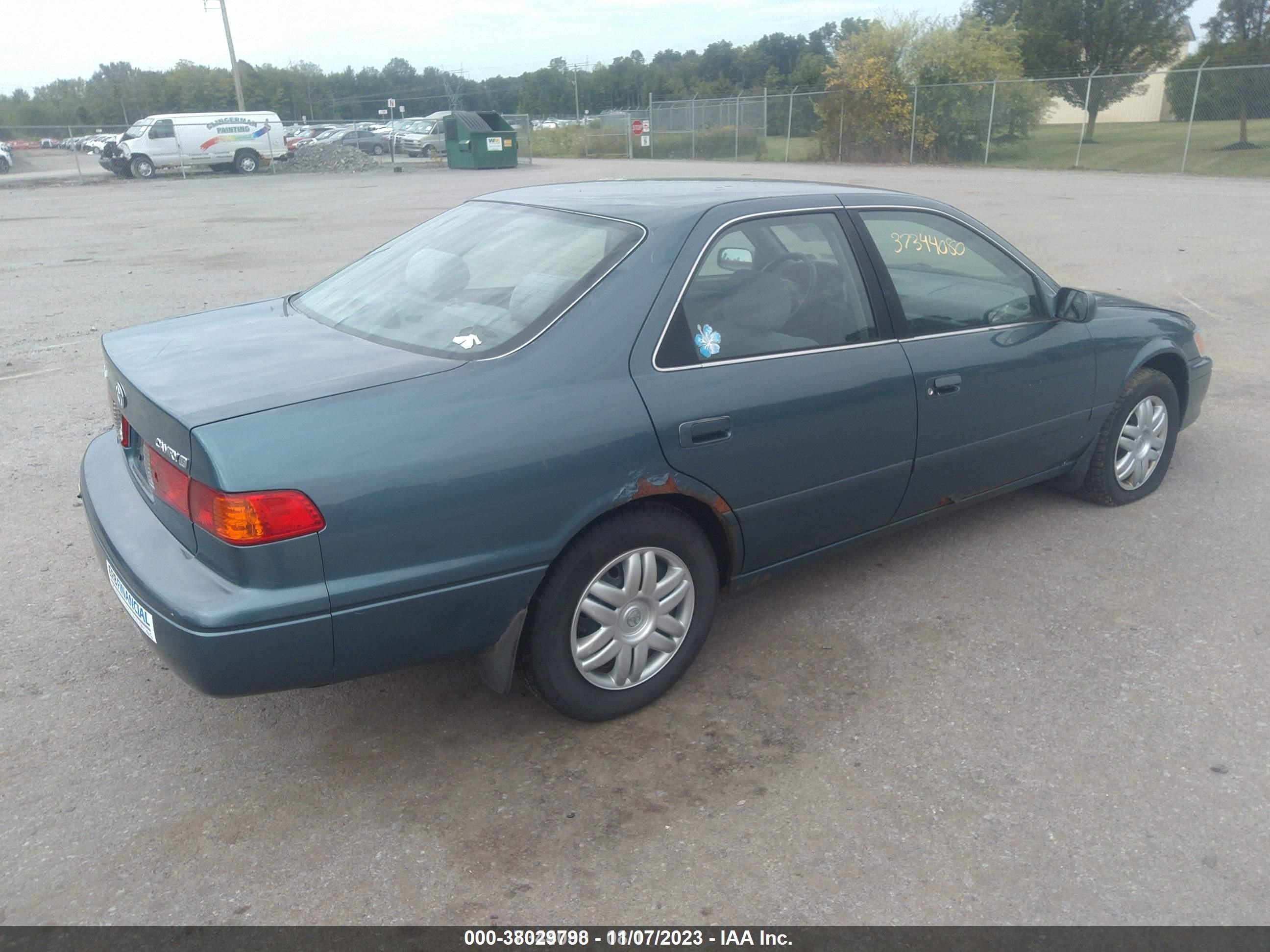 Photo 3 VIN: 4T1BG22K01U800298 - TOYOTA CAMRY 