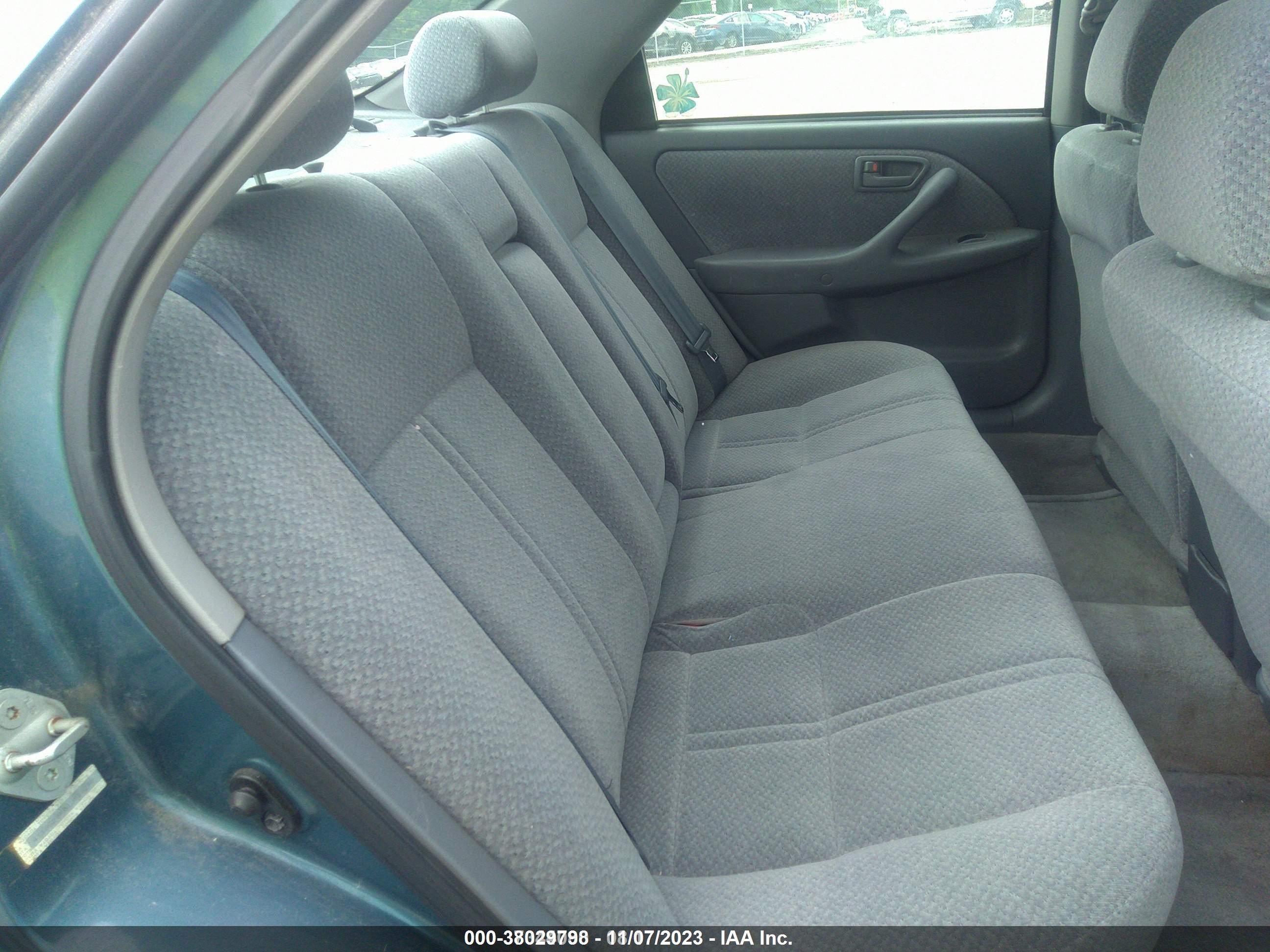 Photo 7 VIN: 4T1BG22K01U800298 - TOYOTA CAMRY 