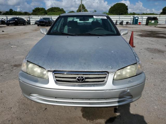 Photo 4 VIN: 4T1BG22K01U807199 - TOYOTA CAMRY CE 