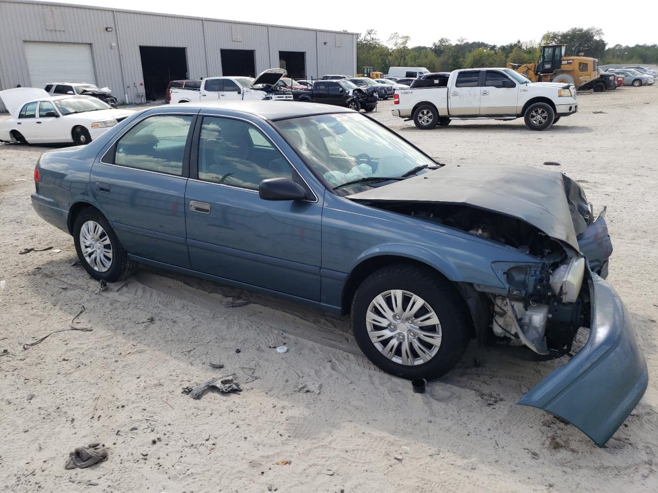 Photo 3 VIN: 4T1BG22K01U824410 - TOYOTA CAMRY 