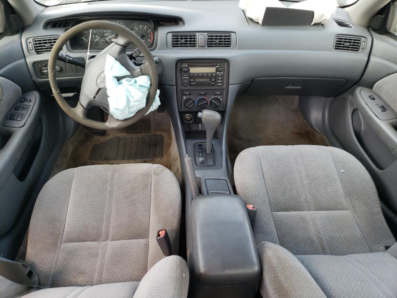 Photo 7 VIN: 4T1BG22K01U824410 - TOYOTA CAMRY 