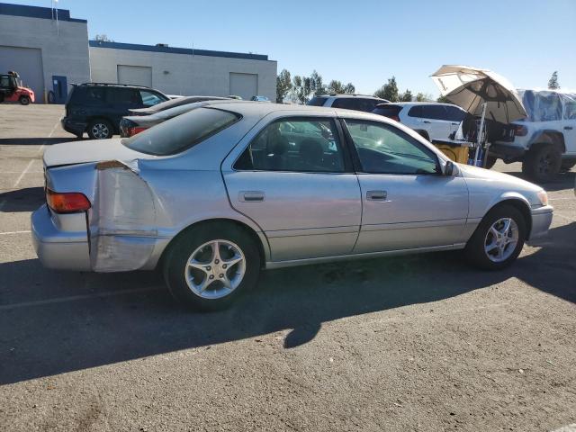 Photo 2 VIN: 4T1BG22K01U848349 - TOYOTA CAMRY CE 