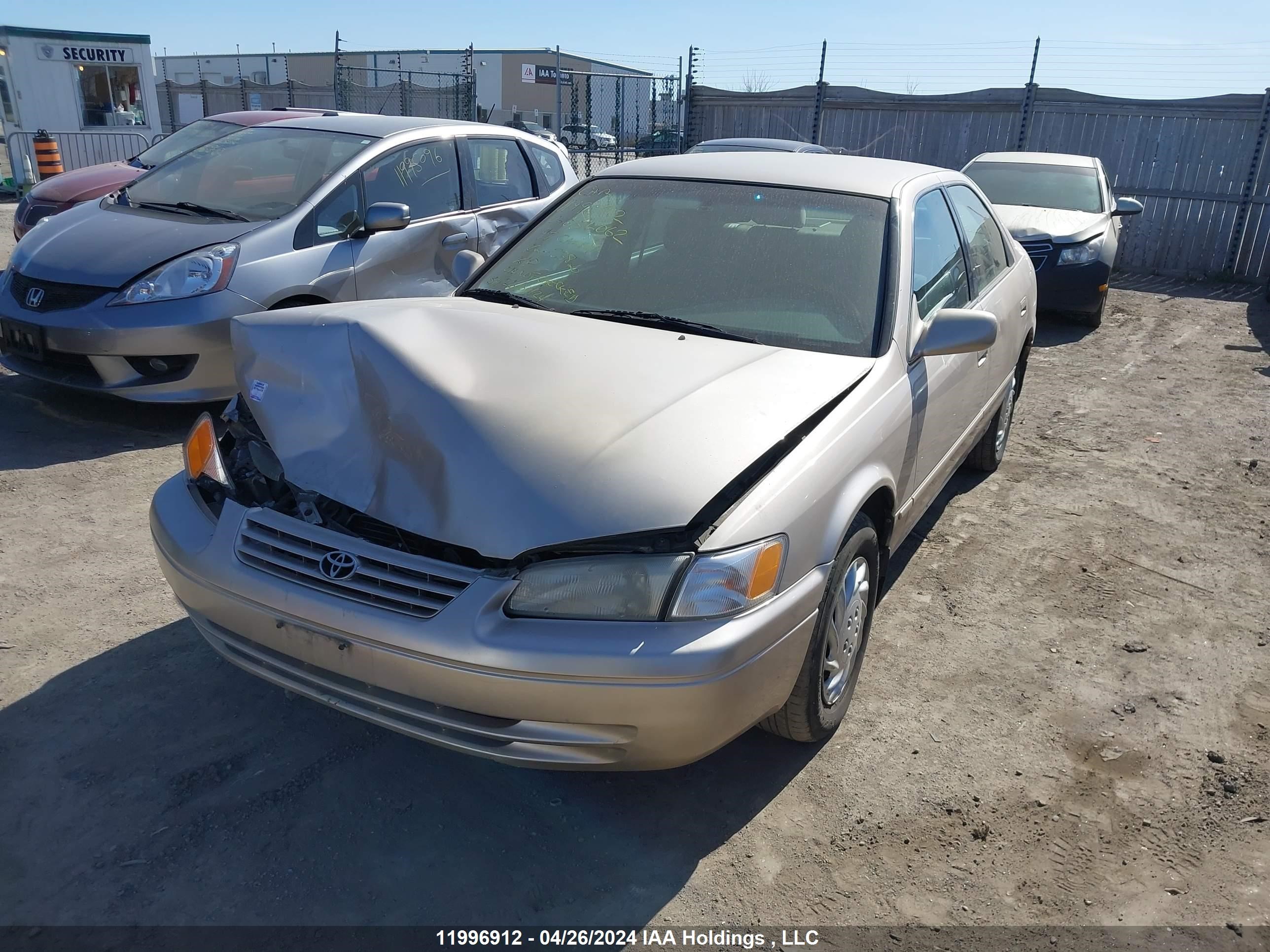 Photo 1 VIN: 4T1BG22K0VU056062 - TOYOTA CAMRY 