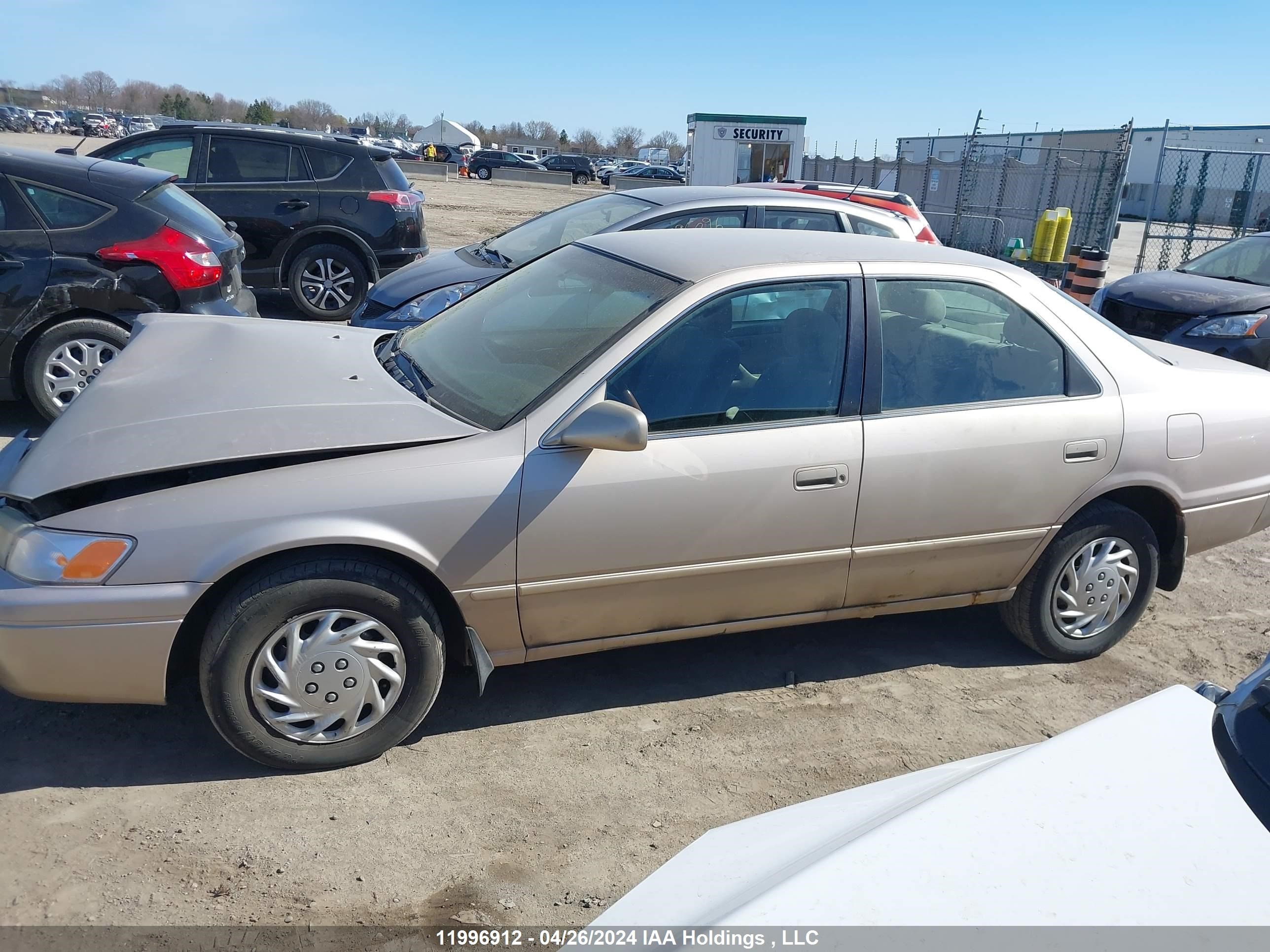 Photo 13 VIN: 4T1BG22K0VU056062 - TOYOTA CAMRY 