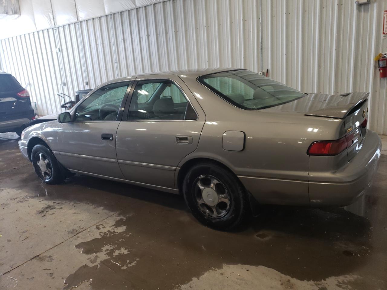 Photo 1 VIN: 4T1BG22K0VU132539 - TOYOTA CAMRY 