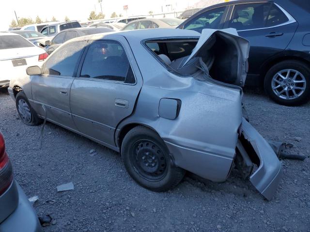 Photo 1 VIN: 4T1BG22K0VU136428 - TOYOTA CAMRY CE 