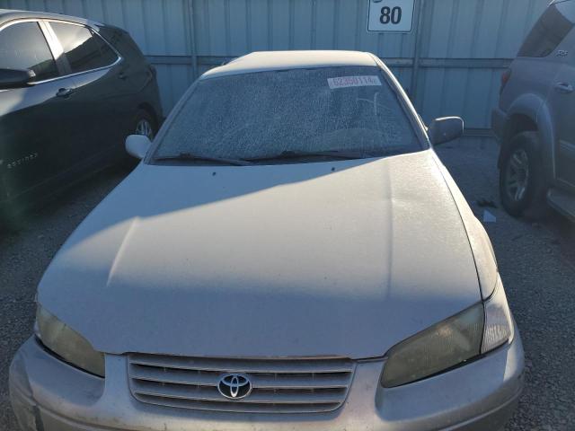 Photo 4 VIN: 4T1BG22K0VU136428 - TOYOTA CAMRY CE 