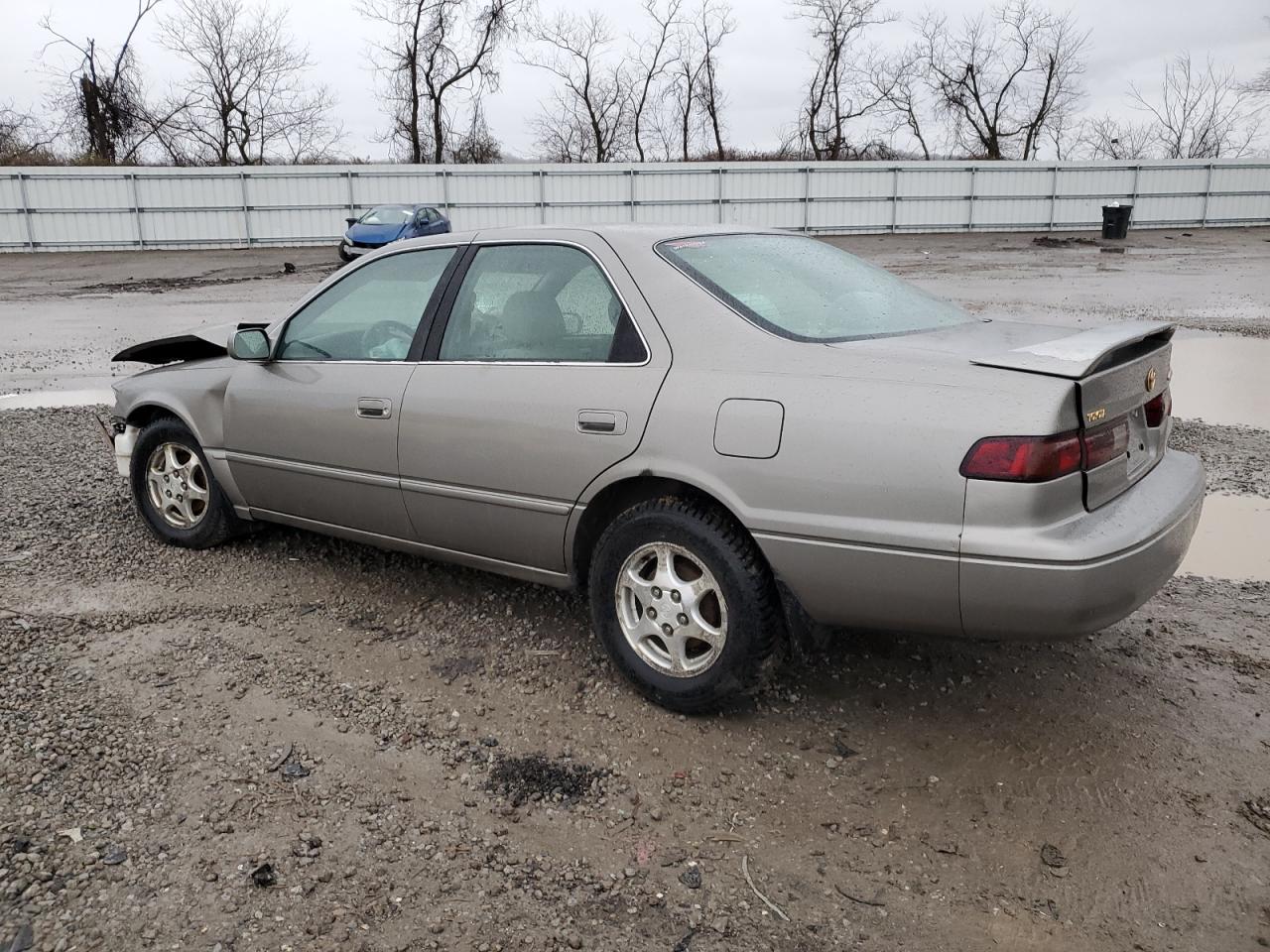 Photo 1 VIN: 4T1BG22K0VU183099 - TOYOTA CAMRY 