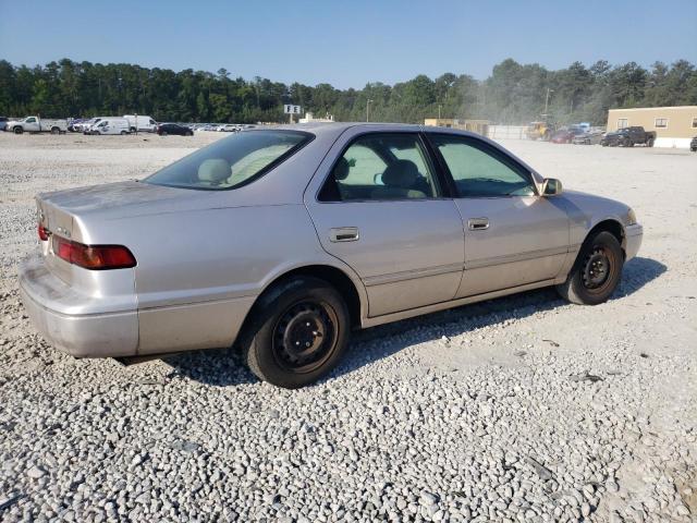 Photo 2 VIN: 4T1BG22K0VU795920 - TOYOTA CAMRY 