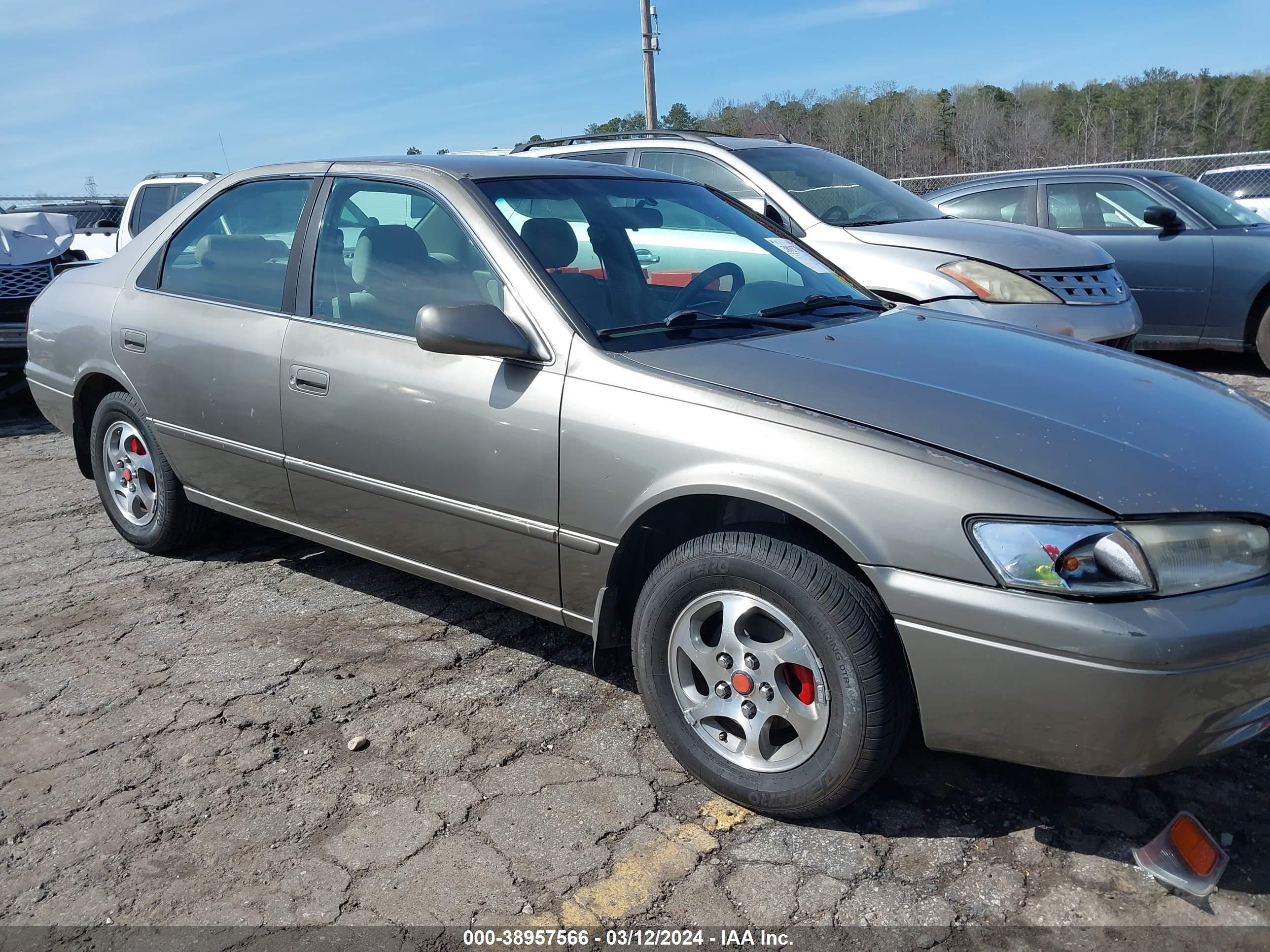 Photo 12 VIN: 4T1BG22K0WU289439 - TOYOTA CAMRY 